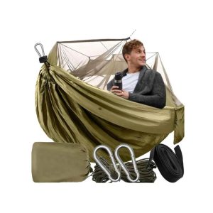 Zielony hamak turystyczny z wbudowaną moskitierą, idealny na camping, piknik i do ogrodu. Wytrzymały materiał, duża nośność do 180kg oraz łatwy montaż zapewniają komfort i ochronę przed owadami podczas wypoczynku na świeżym powietrzu.